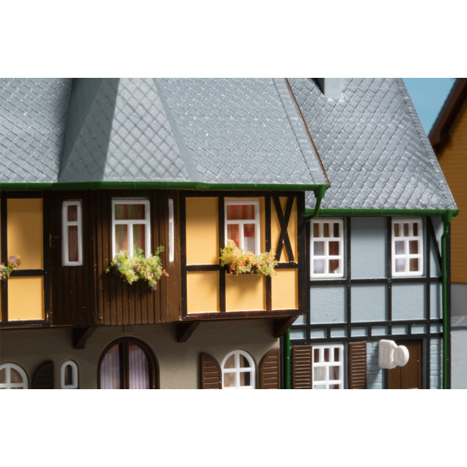 Auhagen H0 / TT 12343 Wohnhaus Bahnhofstraße 1