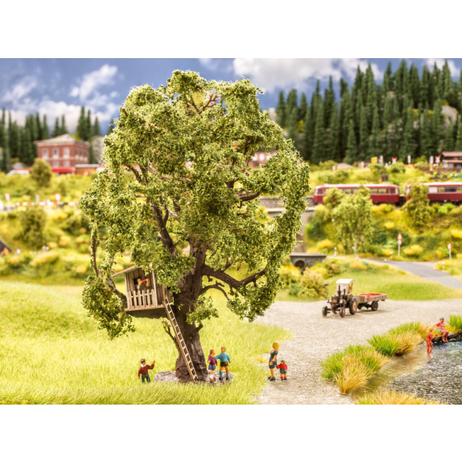 Noch H0 21765 Baum mit Baumhaus