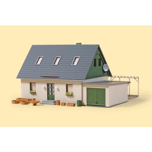 Auhagen H0 11454 Einfamilienhaus mit Garage