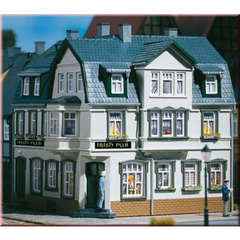 Auhagen H0 / TT 12255 Eckhaus Irish Pub 1:100