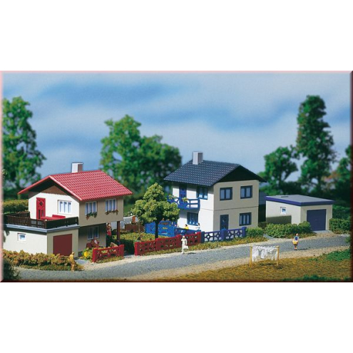 Auhagen N 14462 2 Vorstadthäuser