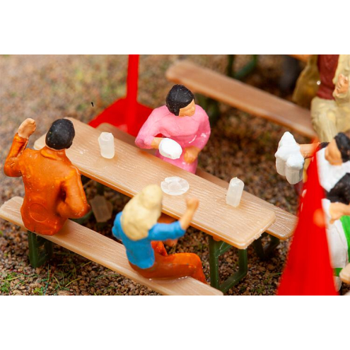 Faller H0 180995 60 Bierkrüge und 40 Aschenbecher