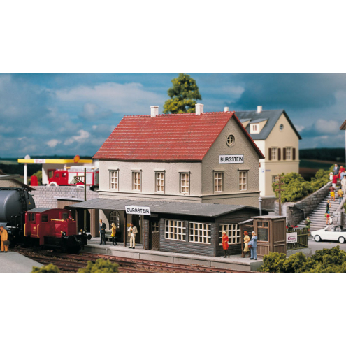 Piko Hobby H0 61820 Bahnhof Burgstein