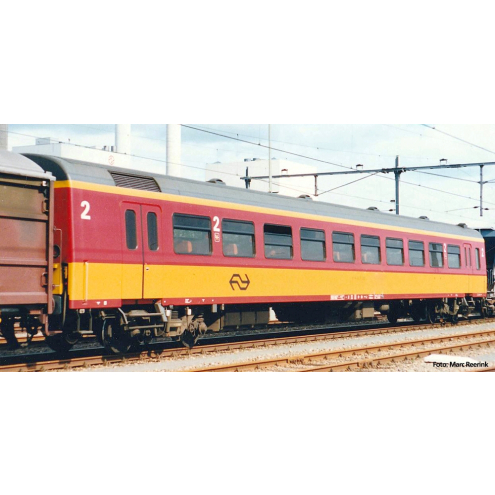 Piko H0 97643 Personenwagen ICR 2. Klasse NS/SNCB IV