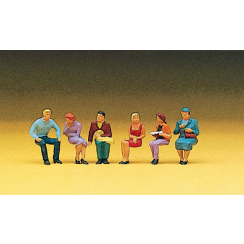 Preiser H0 10095 Sitzende Personen