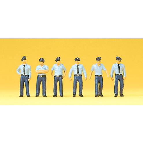 Preiser H0 10342 Feuerwehrmänner in Sommeruniform