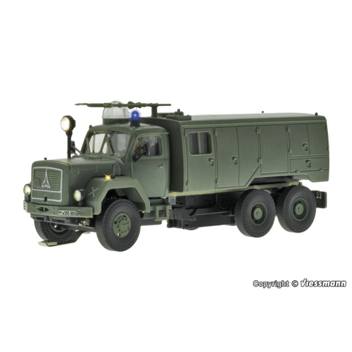 Viessmann H0 8065 CarMotion MAGIRUS Feuerwehr 3-achs mit Rundumleuchte, Militär, Basis, Funktionsmodell
