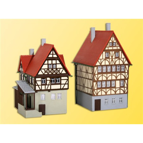 Kibri N 37100 Fachwerkhaus und Torhaus