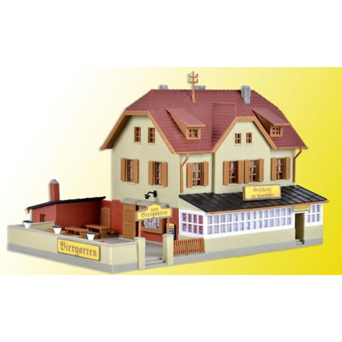 Kibri N 37114 Gasthaus zur Eisenbahn mit Biergarten