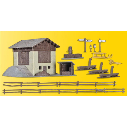 Kibri H0 38814 Stadel mit Zaun in Grevasalvas